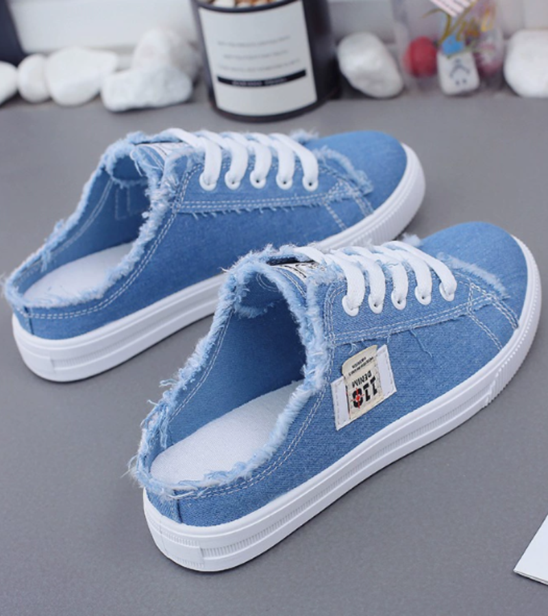 Lily | Le Nuove Sneaker Sabot Sfrangiate in Tessuto Denim