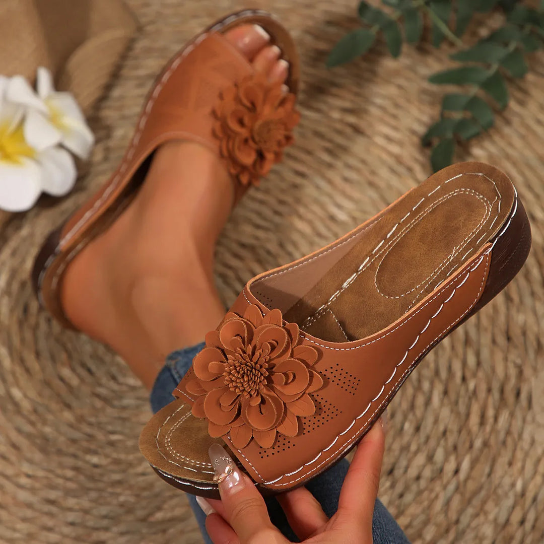 Florelle | Mules Comfort Plus con Fiore 3D e Suola Ultra-Leggera