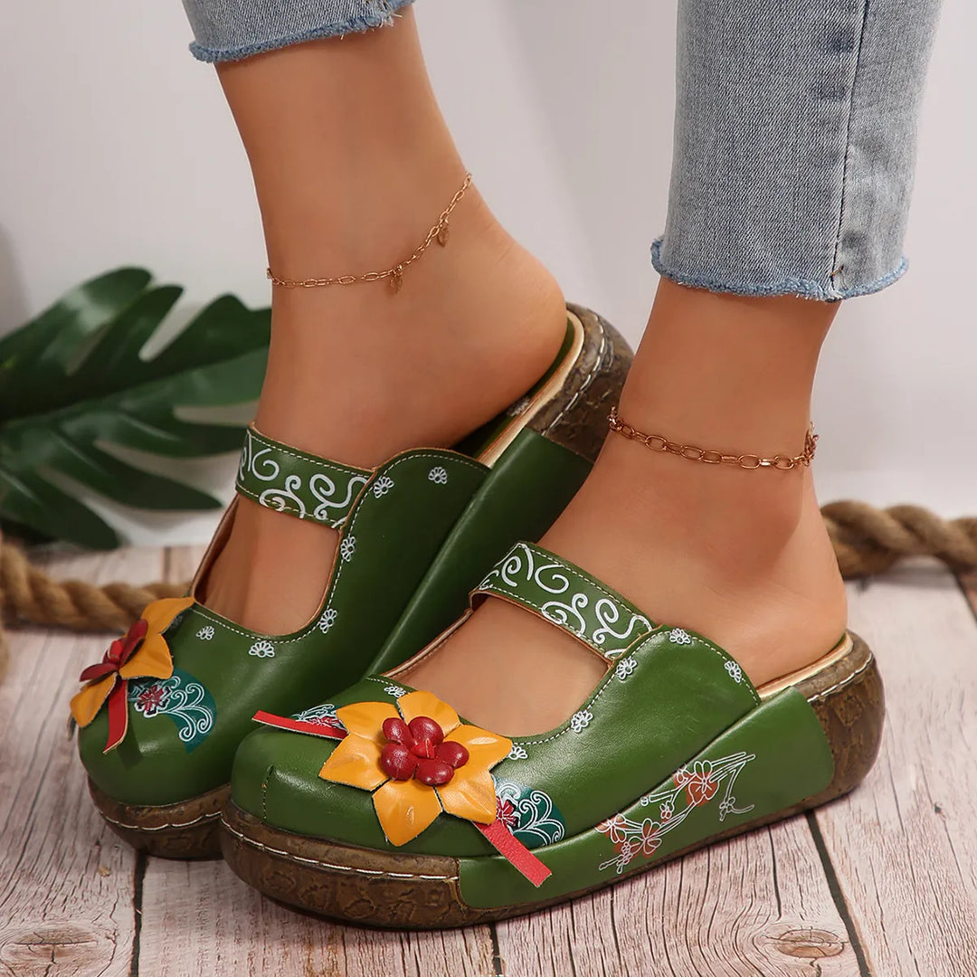 Eloria | Sabot bohémien floreali fatti a mano - suola comfort pro